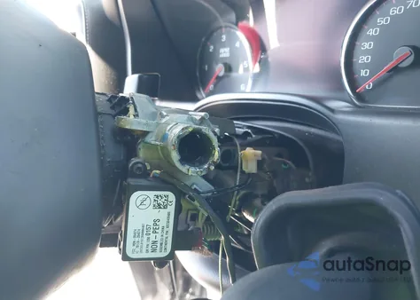 2015 GMC Sierra 1500 Denali z USA, uszkodzony, nr VIN 3GTU2WEC6FG534173